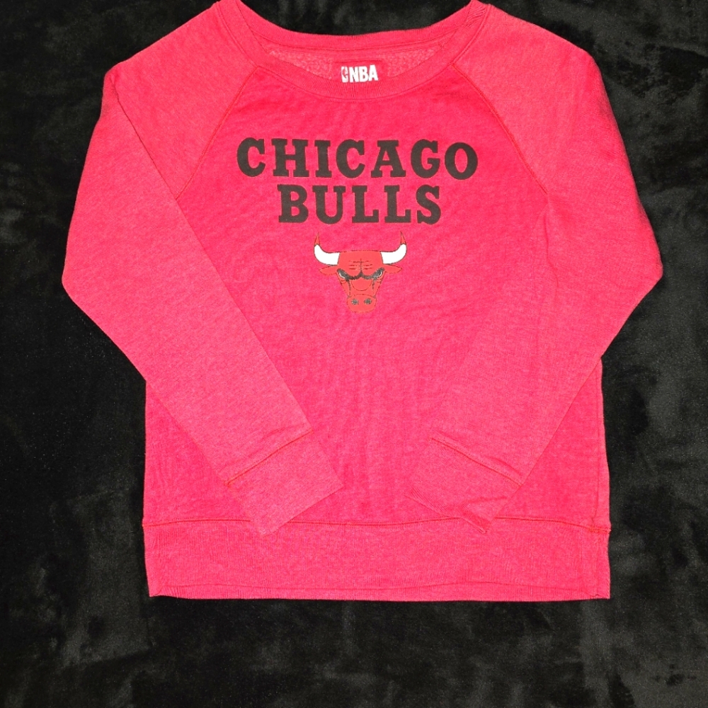 NBA CHICAGO BULLS Sweatshirt Women's SIze Medium